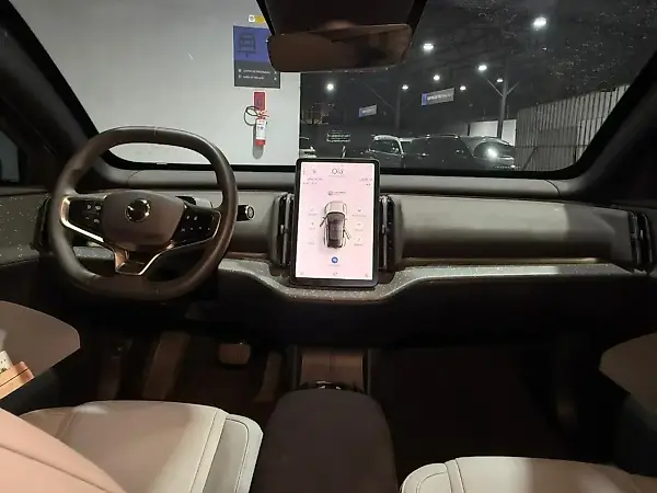 Volvo EX30 - Imagem 8