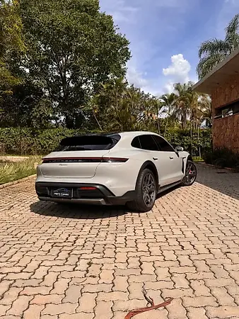Porsche Taycan - Imagem 3
