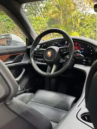 Porsche Taycan - Imagem 10