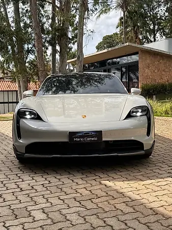 Porsche Taycan - Imagem 14