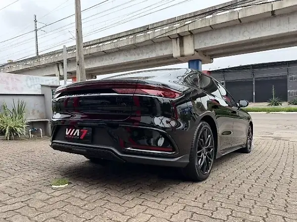 BYD Han - Imagem 11