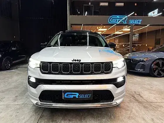 Jeep Compass 4xe Plug-in Hybrid - Imagem 4