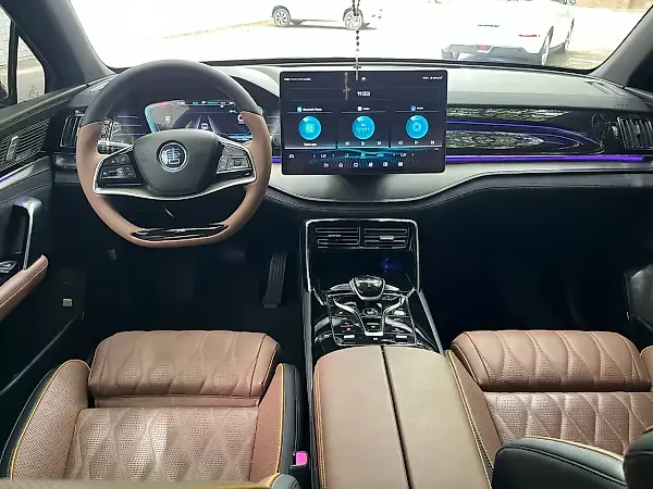 BYD Tang - Imagem 11