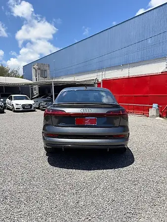 Audi E-tron - Imagem 6
