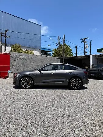Audi E-tron - Imagem 8