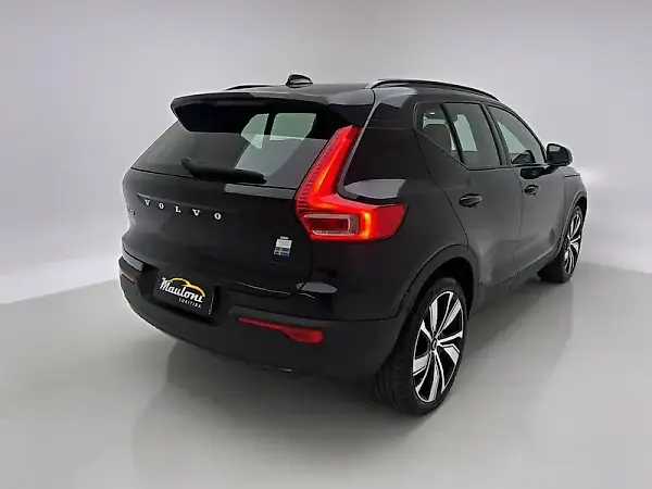 Volvo XC40 - Imagem 2
