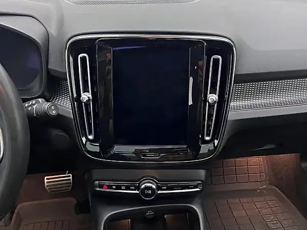 Volvo XC40 - Imagem 4