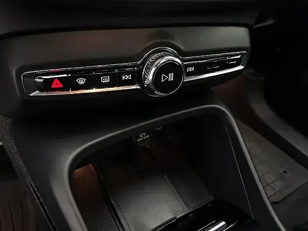 Volvo XC40 - Imagem 9