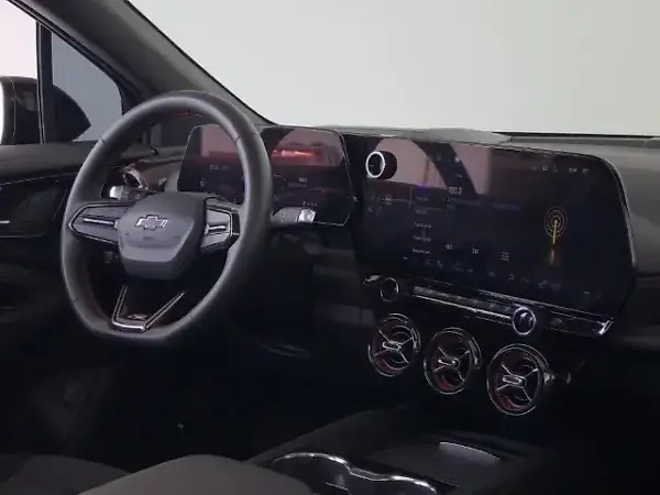 Chevrolet Blazer EV - Imagem 12