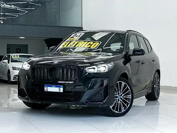 BMW IX1 - Imagem 3