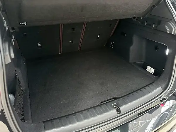 BMW IX1 - Imagem 9