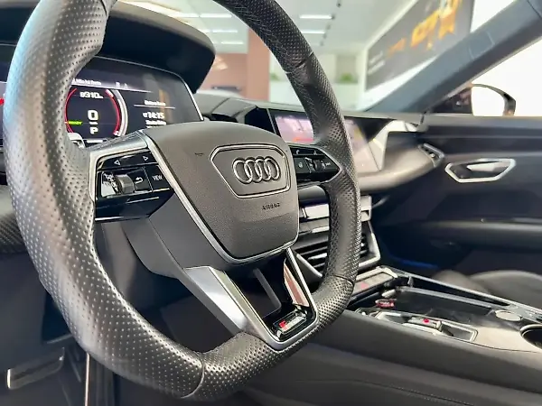 Audi E-tron  GT - Imagem 9