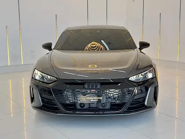 Audi E-tron  GT - Imagem 14