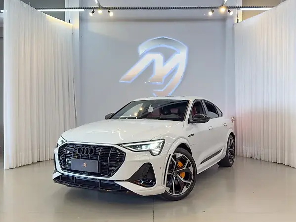 Audi E-tron S Sportback - Imagem 1