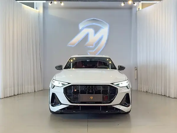Audi E-tron S Sportback - Imagem 3