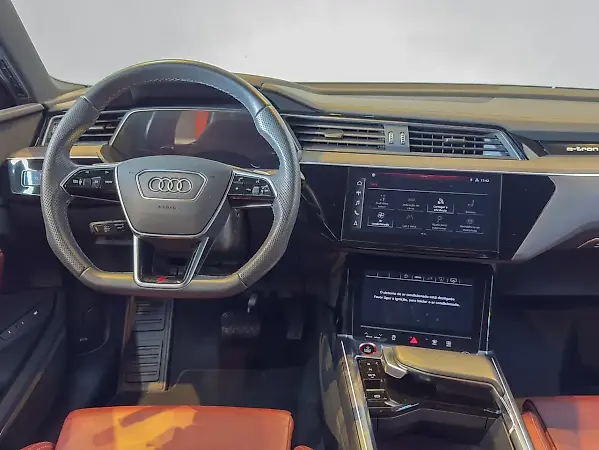 Audi E-tron S Sportback - Imagem 17