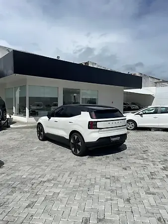 Volvo EX30 - Imagem 5