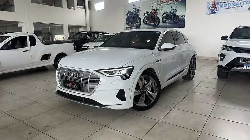 Audi E-tron Sportback - Imagem 1
