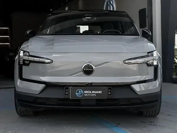Volvo EX30 - Imagem 2