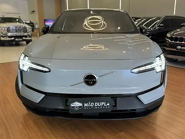 Volvo EX30 - Imagem 2