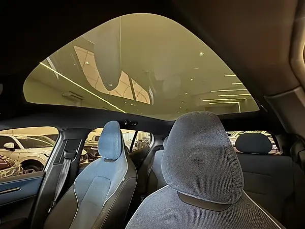 Volvo EX30 - Imagem 20