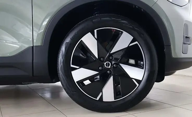 Volvo C40 Recharge - Imagem 6