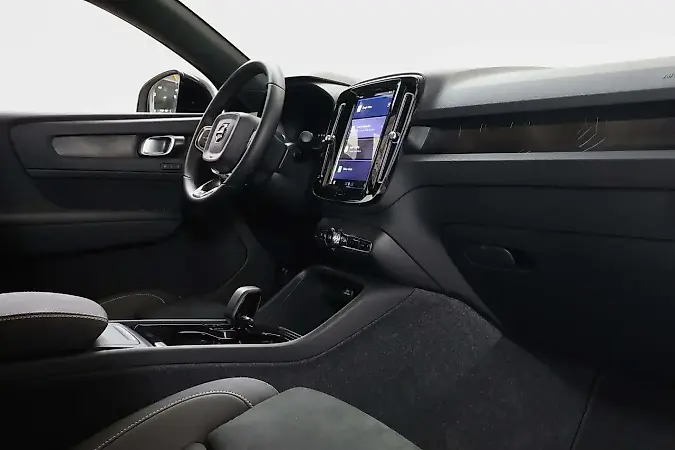 Volvo C40 Recharge - Imagem 16