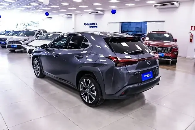 Lexus Ux 300e - Imagem 3