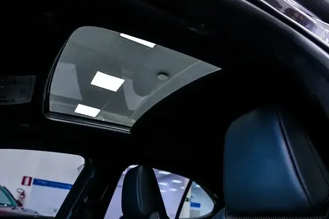 Lexus Ux 300e - Imagem 9