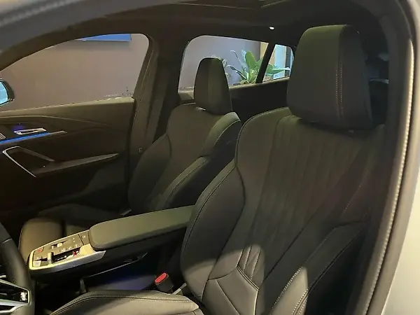 BMW Ix - Imagem 6