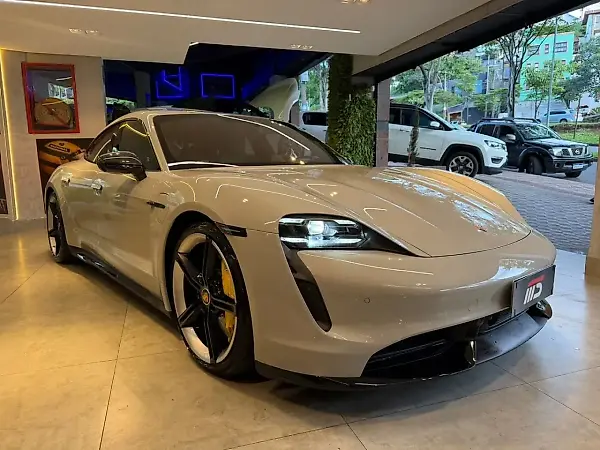Porsche Taycan - Imagem 3