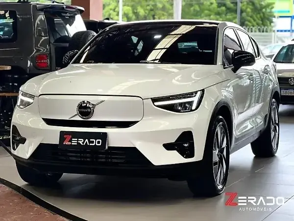 Volvo C40 Recharge - Imagem 1