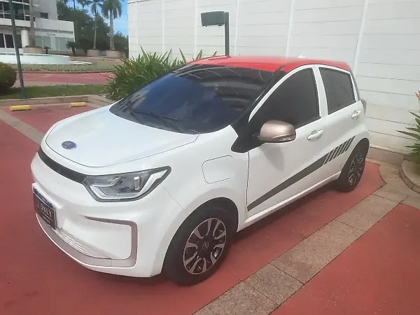 JAC E-JS1 - Imagem 2