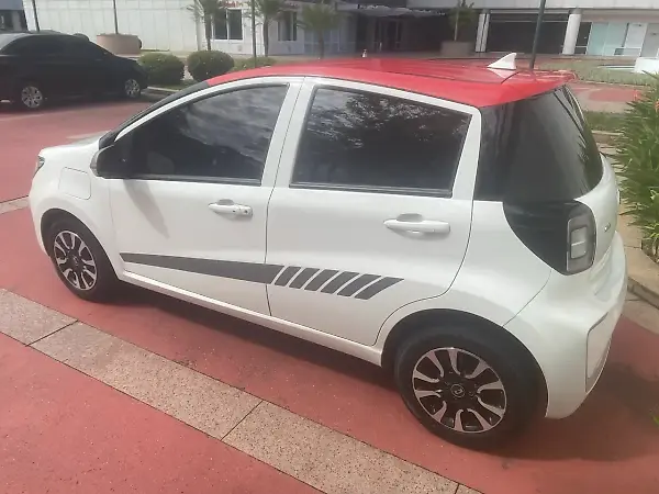 JAC E-JS1 - Imagem 8