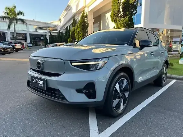 Volvo XC40 Recharge - Imagem 1
