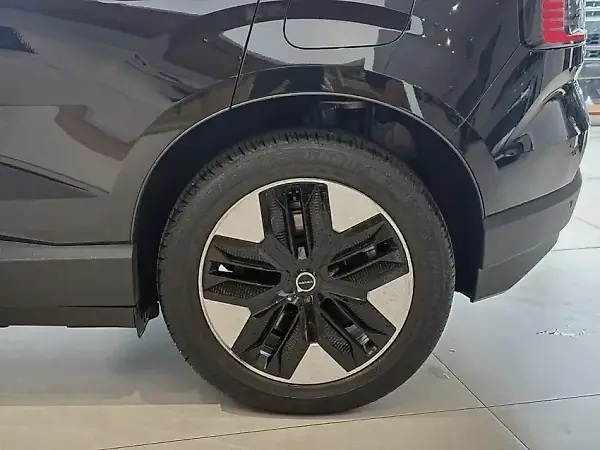 Volvo EX30 - Imagem 10