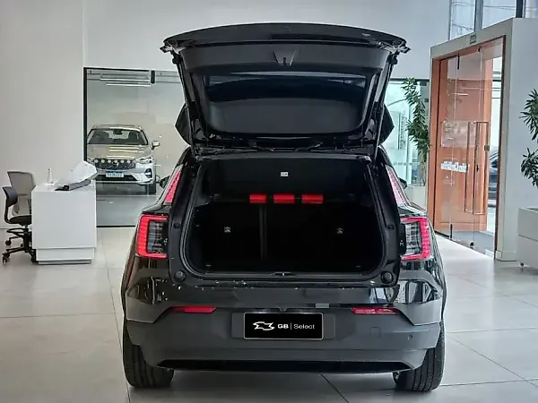 Volvo EX30 - Imagem 13