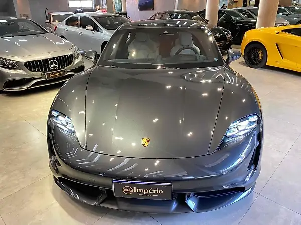 Porsche Taycan - Imagem 6