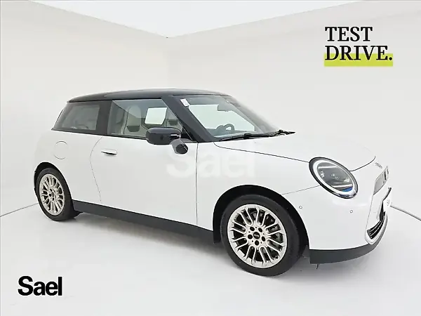 Mini Cooper SE - Imagem 1