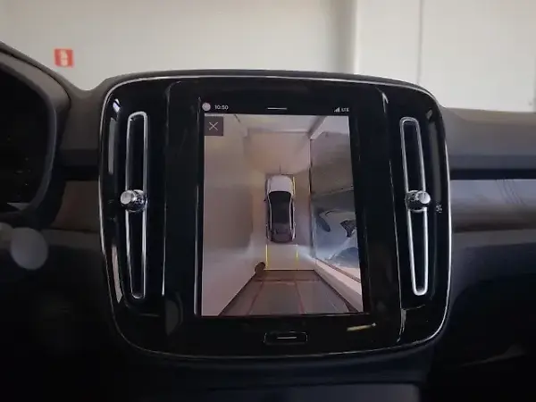 Volvo C40 Recharge - Imagem 8