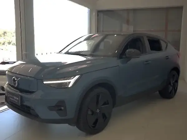 Volvo C40 Recharge - Imagem 14