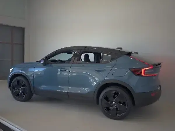 Volvo C40 Recharge - Imagem 17