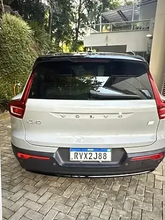 Volvo XC40 Recharge - Imagem 3