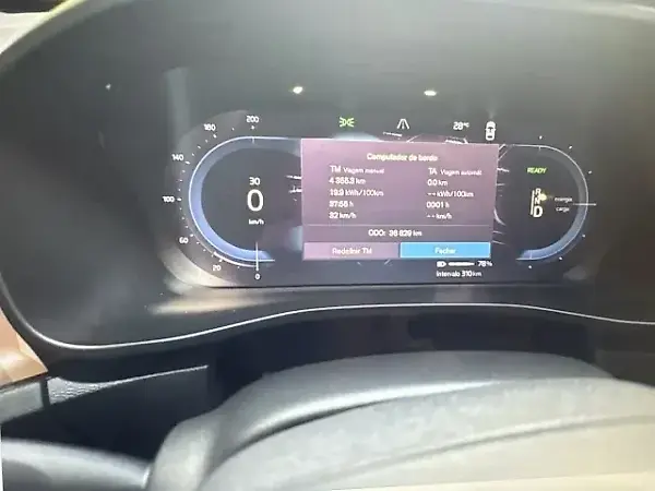 Volvo XC40 Recharge - Imagem 6
