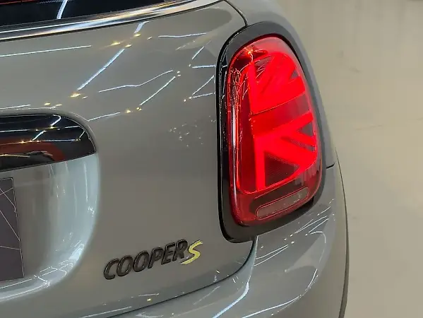 Mini Cooper SE - Imagem 15