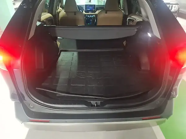 Toyota Rav4 - Imagem 8