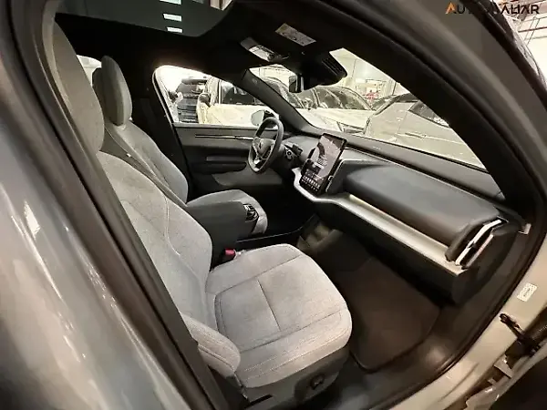 Volvo EX30 - Imagem 7