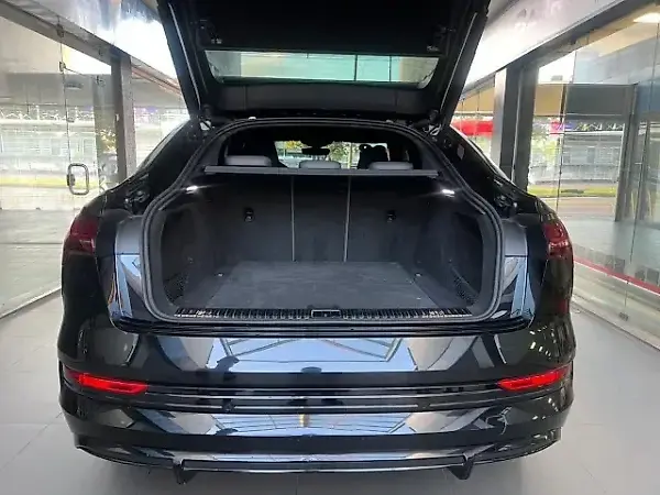 Audi E-tron Sportback - Imagem 8