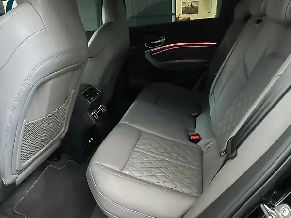 Audi E-tron Sportback - Imagem 10