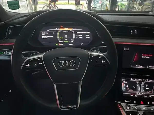 Audi E-tron Sportback - Imagem 19
